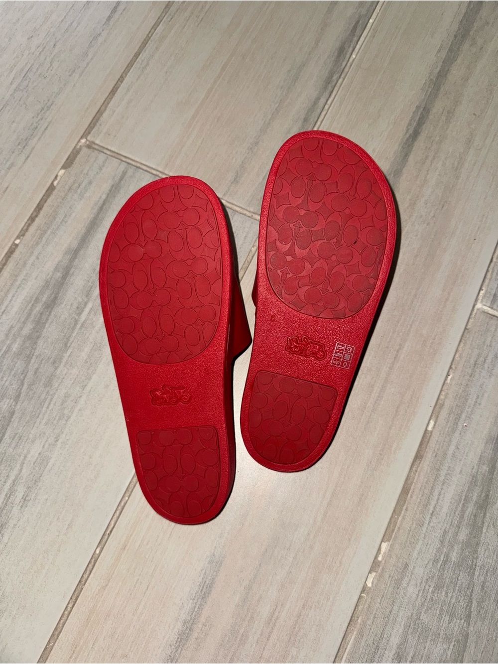 Disney x Coach Mickey & Minnie Mouse Slide Sandals 50th anniversary - Picture 6 of 6